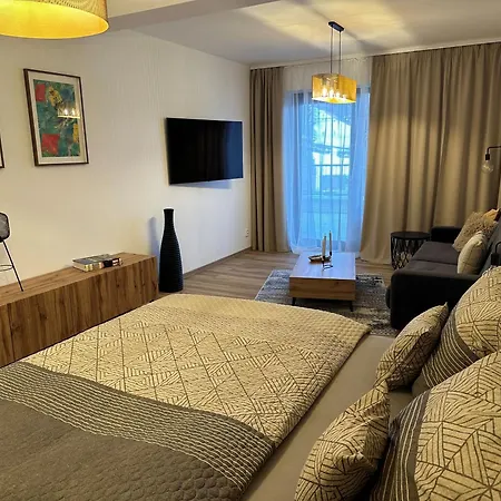 La Victoria * יאנסקה לזנה